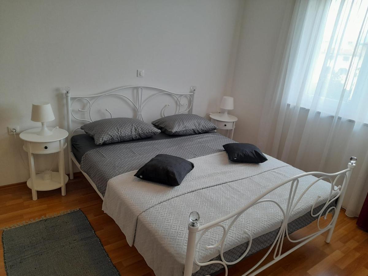 Apartments Palaziol Ровінь Екстер'єр фото