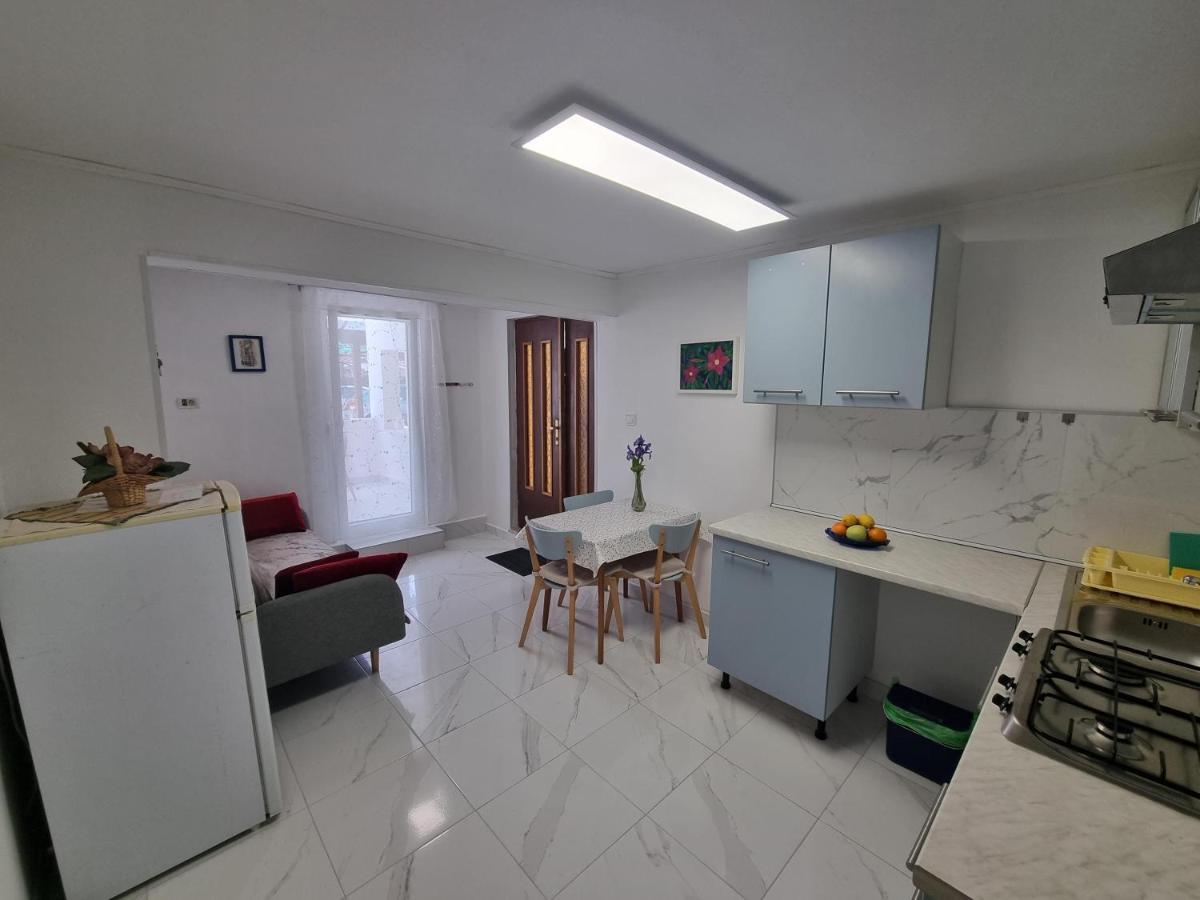 Apartments Palaziol Ровінь Екстер'єр фото
