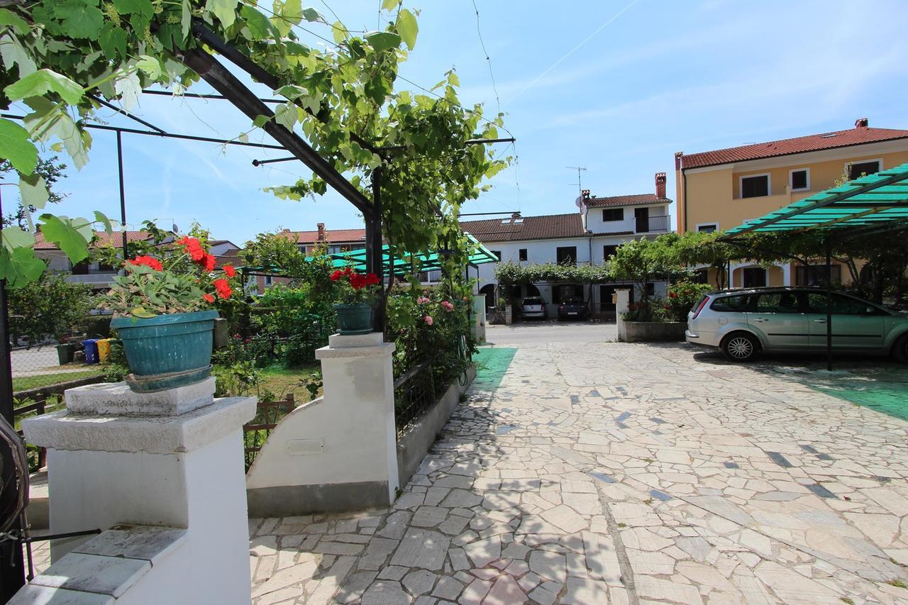 Apartments Palaziol Ровінь Екстер'єр фото
