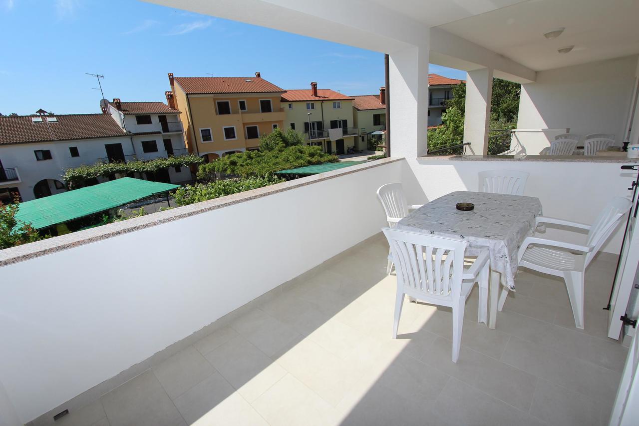 Apartments Palaziol Ровінь Екстер'єр фото