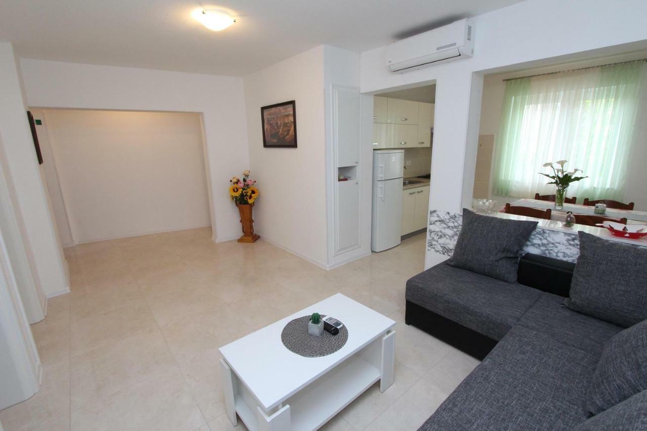 Apartments Palaziol Ровінь Номер фото